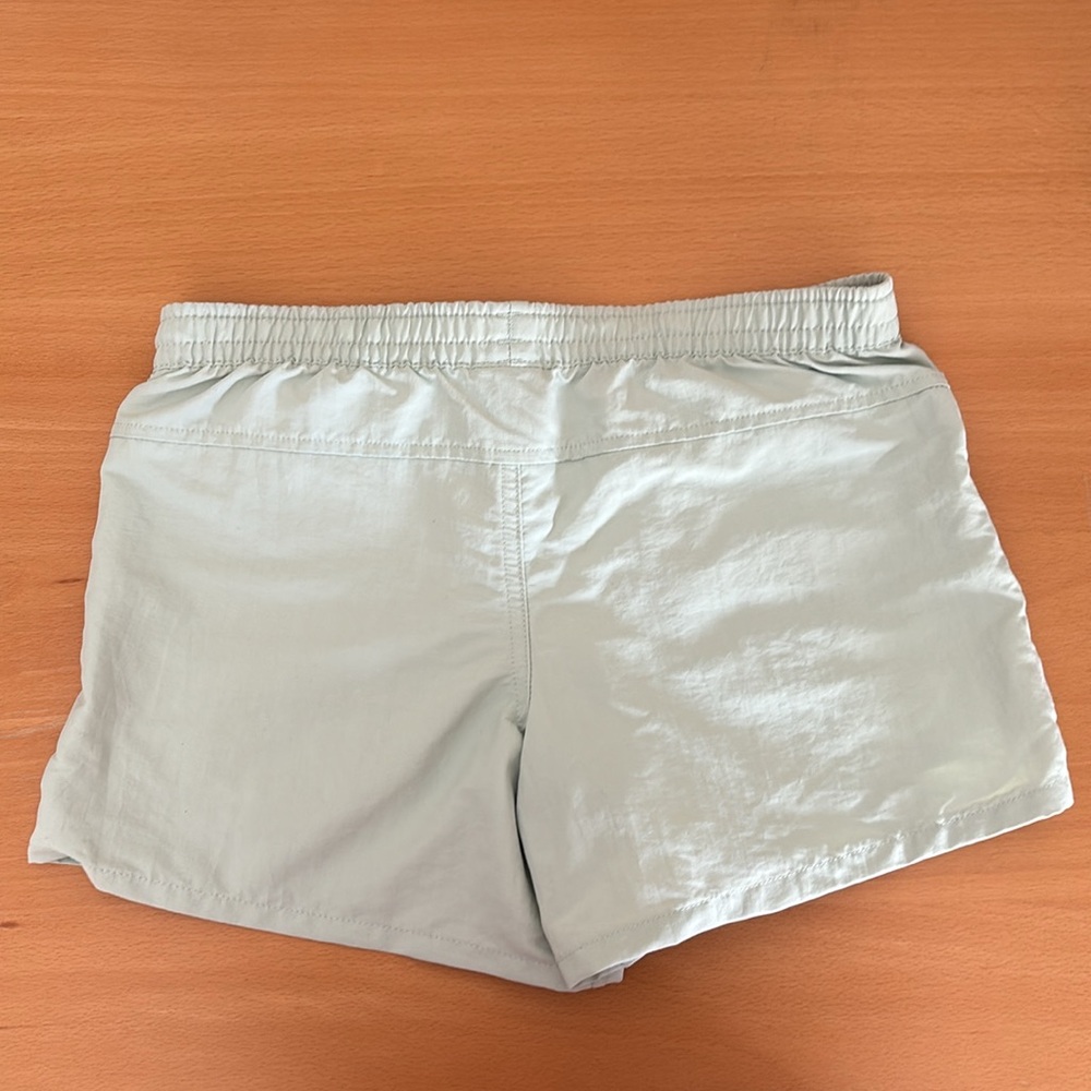 NWOT Patagonia Kids Baggies - Picture 4 of 4